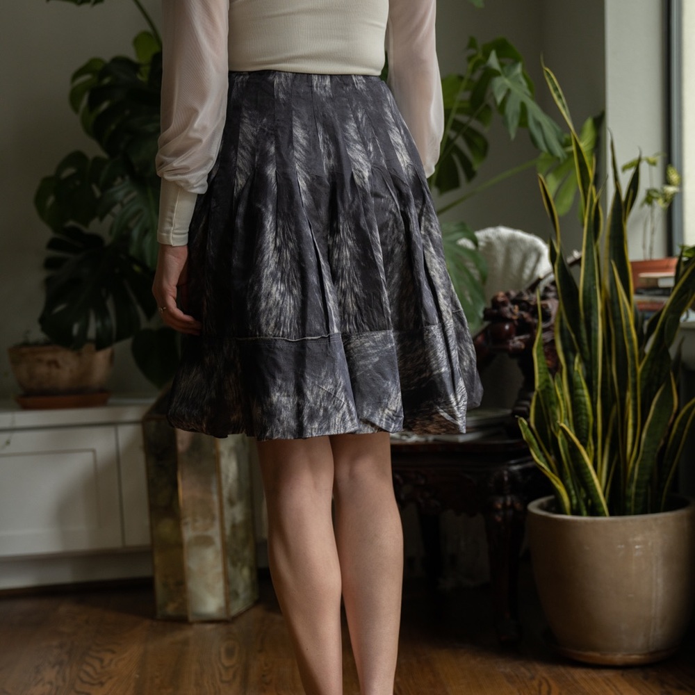 SOLD- PRADA silk skirt - Picture 8 of 12